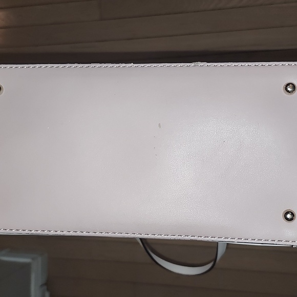 Guess Shoulder Bag - Picture 4 of 4